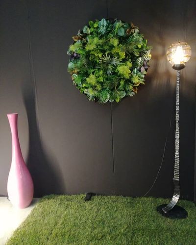 ROUND GREEN WALL