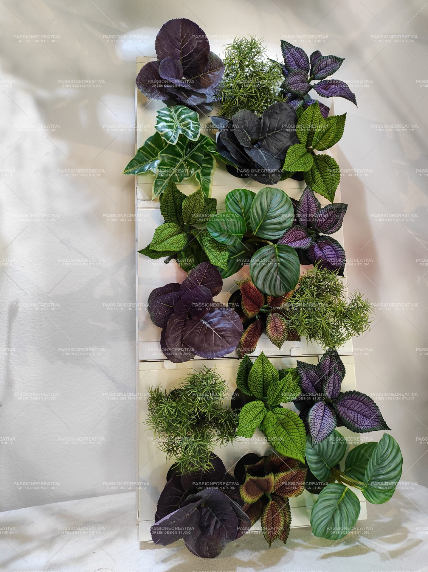 Quadro vegetale mis. 38x7 H 27 cm con piante artificiali, PARETI VERDI